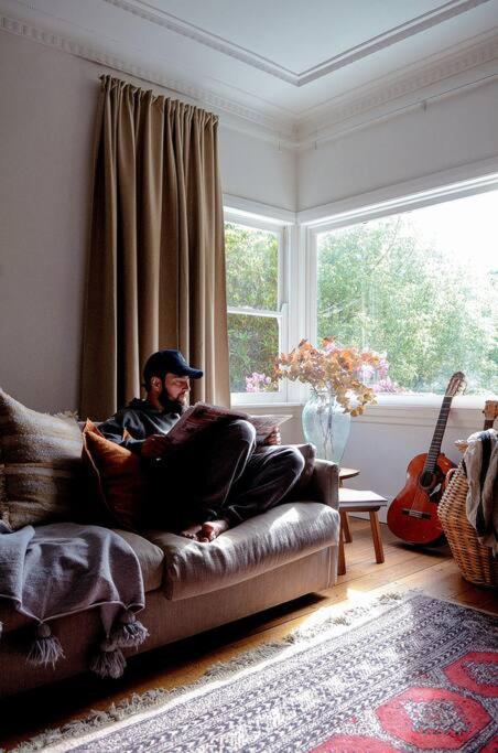 Harrys House Warburton - Peaceful Riverside Cottage In The Perfect Location מראה חיצוני תמונה