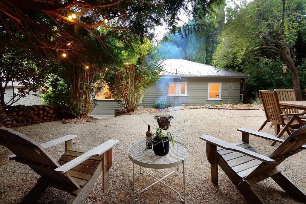 Harrys House Warburton - Peaceful Riverside Cottage In The Perfect Location מראה חיצוני תמונה
