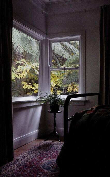 Harrys House Warburton - Peaceful Riverside Cottage In The Perfect Location מראה חיצוני תמונה